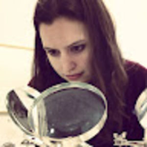 Meet your Posher, Eliza